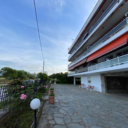 Апартаменты Renas House Аспровальта Экстерьер фото